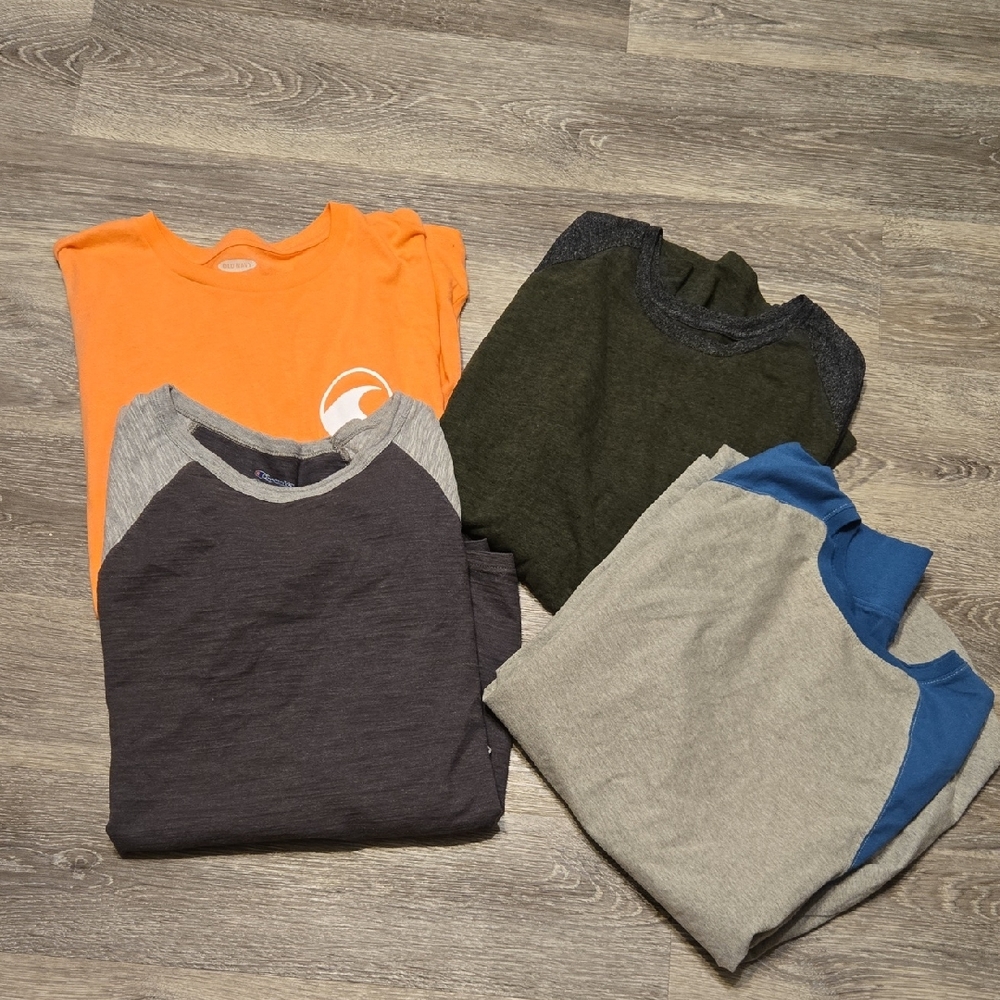 Lot Of 4 Mens LS Tees Sz Large